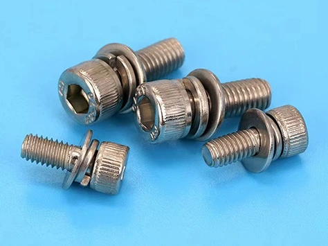 Utilizarea și aplicația de șuruburi combinate.